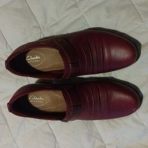 Clark's artisan dress pumps.